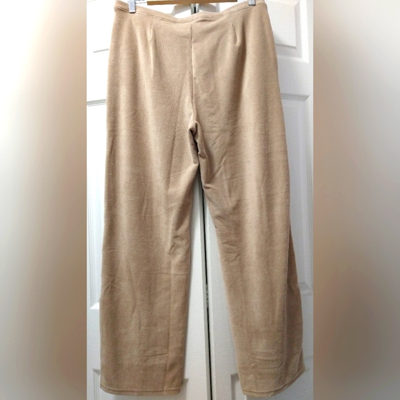 NWT LLBean Perfect Fit Knit Cords Straight Leg, Large Petite - Soft Khaki - Picture 2 of 8